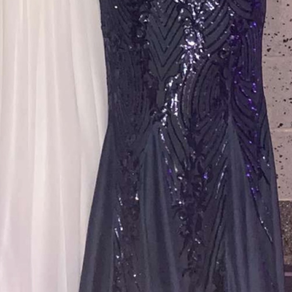 prom dress - Picture 3 of 3